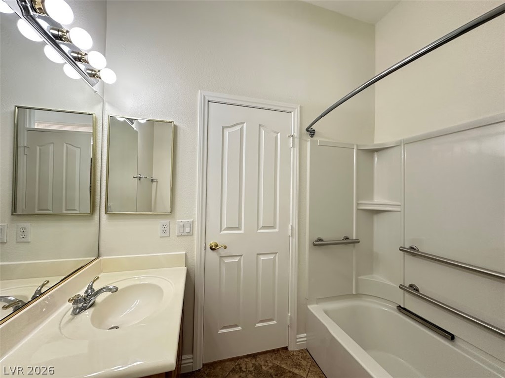 948 Sugar Springs Drive Property Photo 29