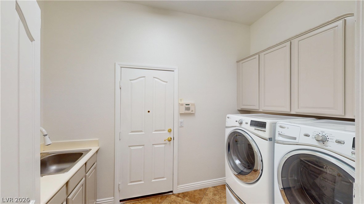 948 Sugar Springs Drive Property Photo 33