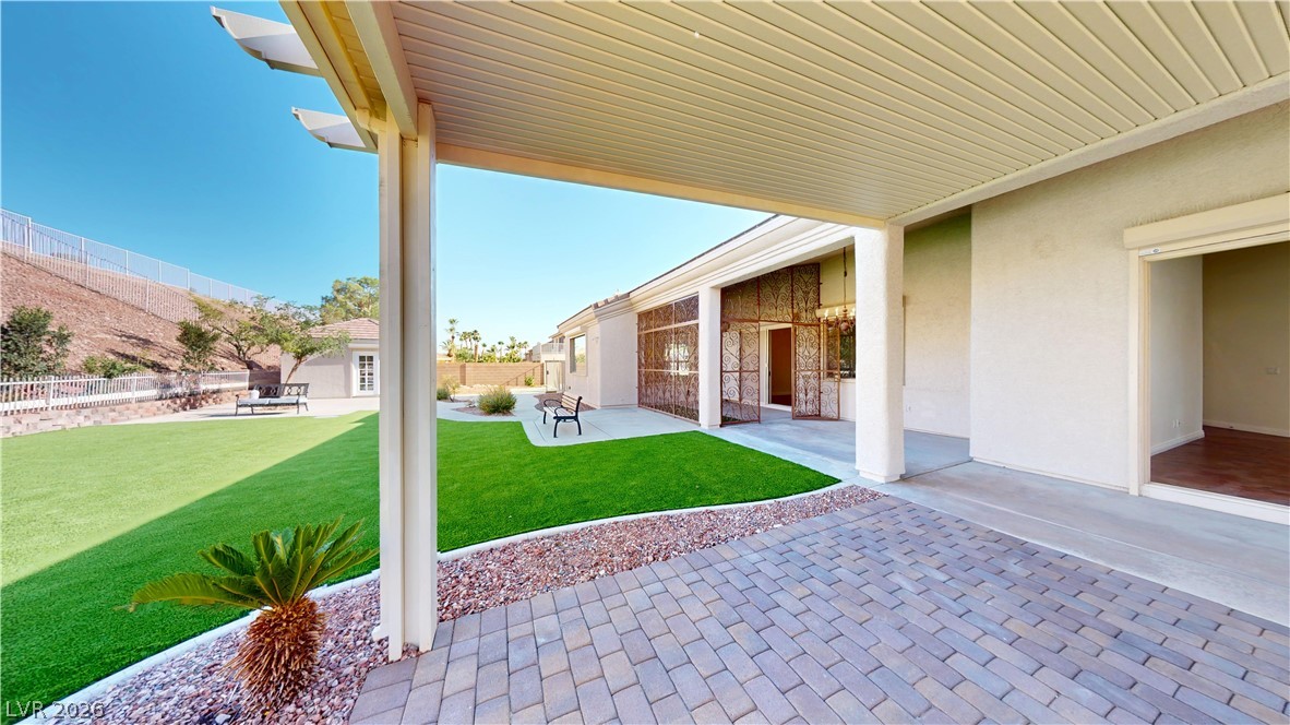 948 Sugar Springs Drive Property Photo 45