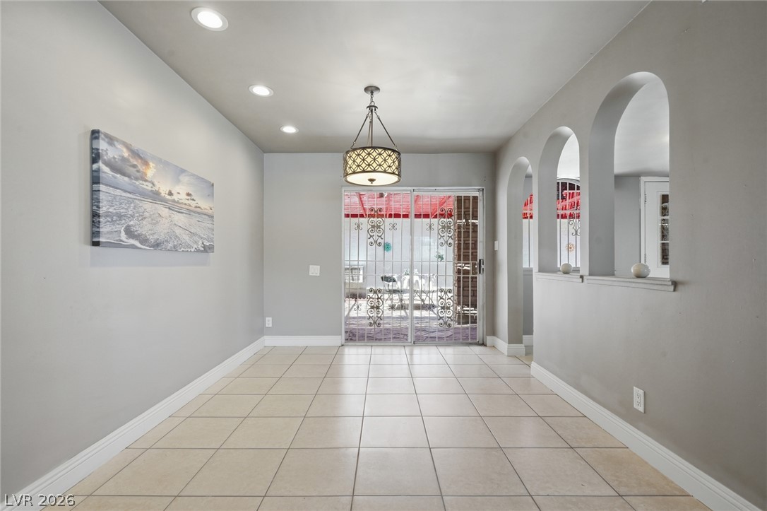 702 Greenbriar Townhouse Way Property Photo 11
