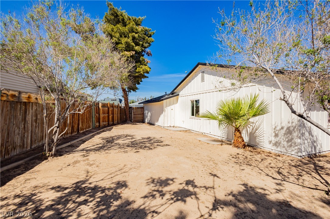 4815 El Tesoro Avenue Property Photo 43