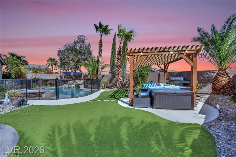 6864 Desert Island Street Property Photo 6