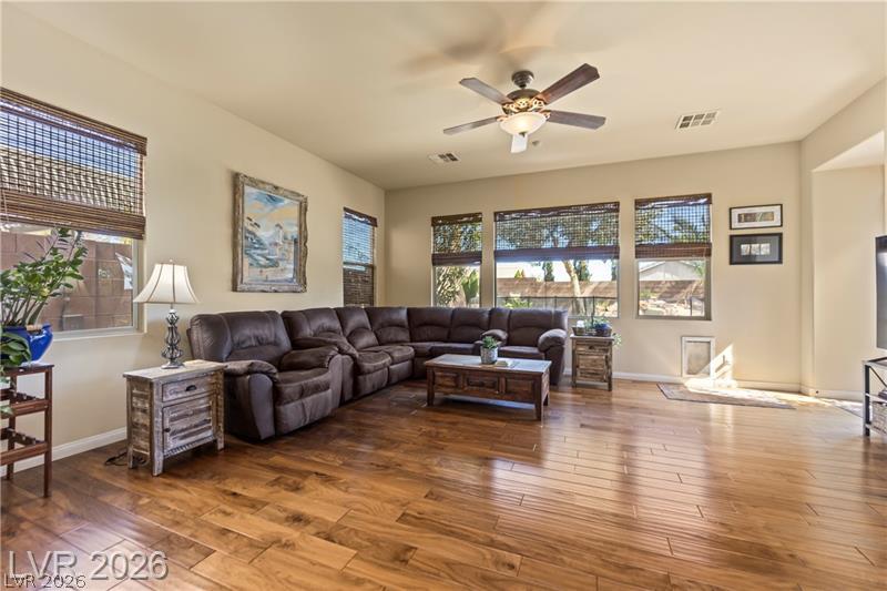 6864 Desert Island Street Property Photo 22
