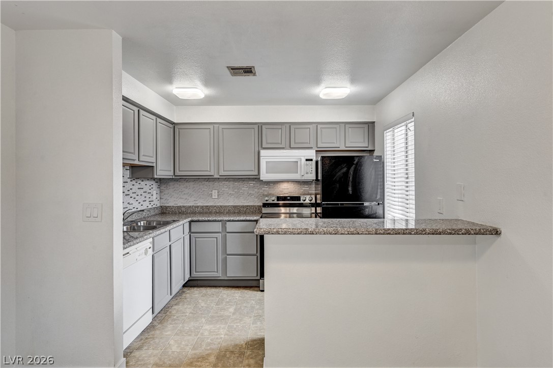 5404 River Glen Drive 362 Property Photo 11