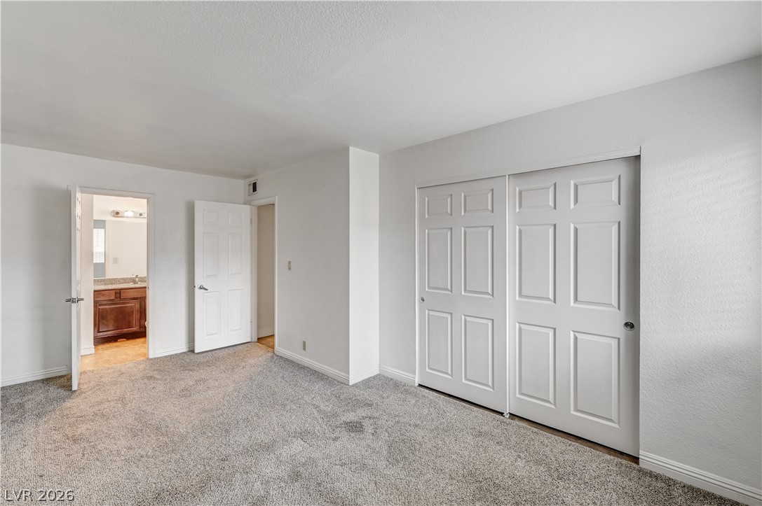 5404 River Glen Drive 362 Property Photo 22