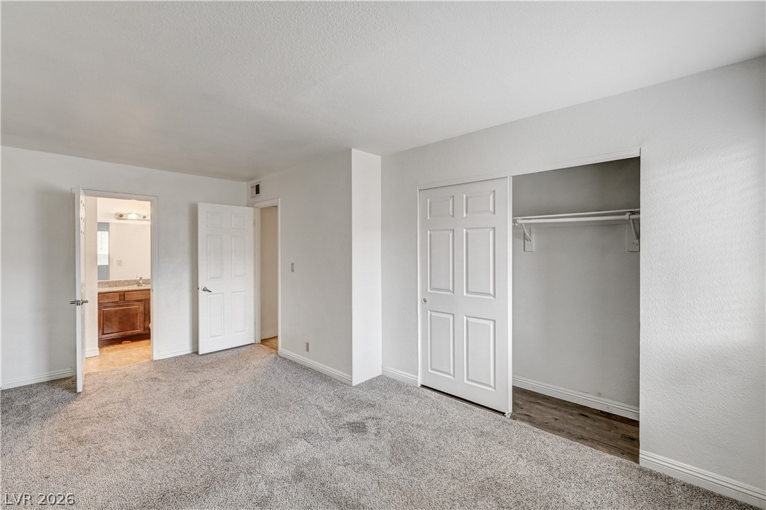 5404 River Glen Drive 362 Property Photo 23