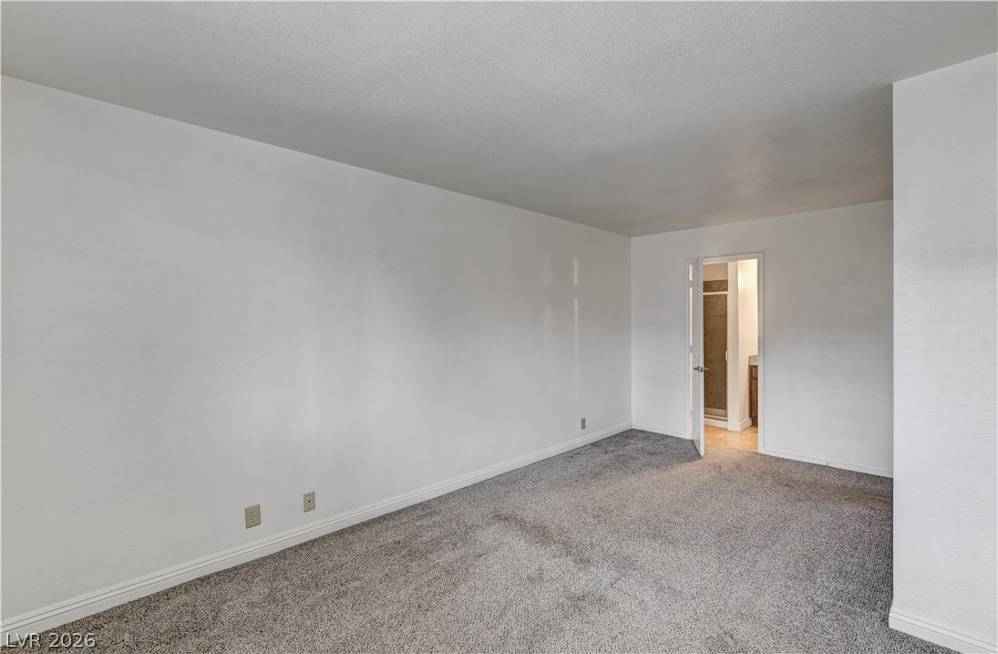 5404 River Glen Drive 362 Property Photo 24