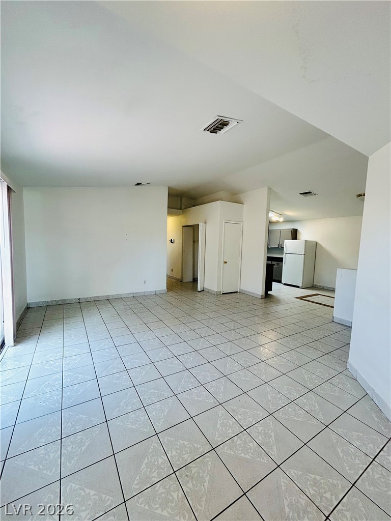 1918 King Hill Street Property Photo 4