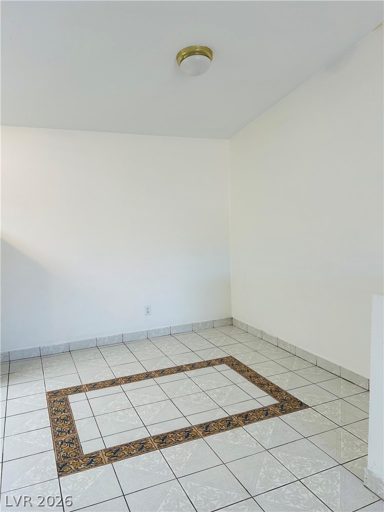 1918 King Hill Street Property Photo 11