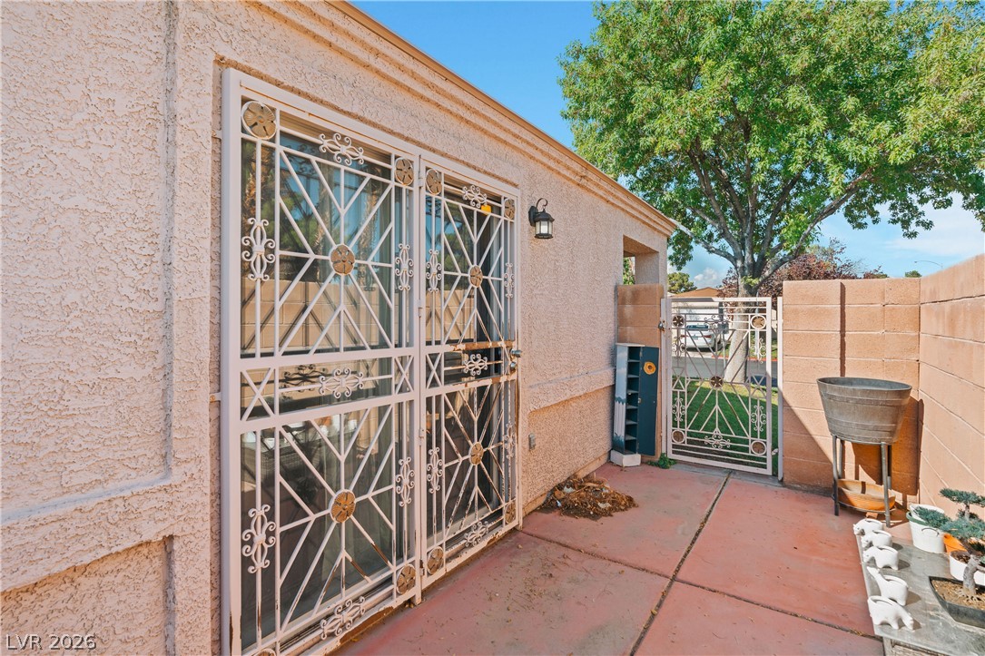 1918 King Hill Street Property Photo 22