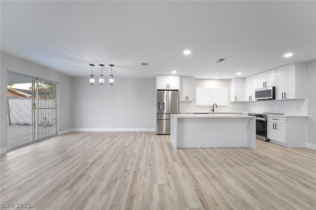 4185 Vancouver Avenue Property Photo 15