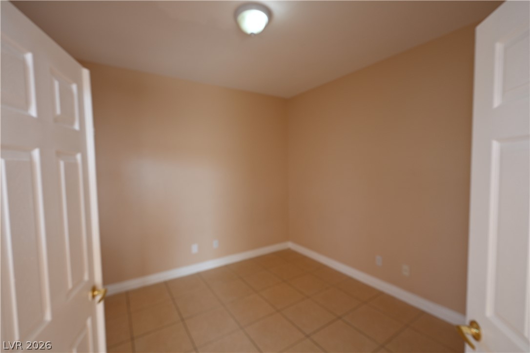 4711 Grand Ridge Court Property Photo 7