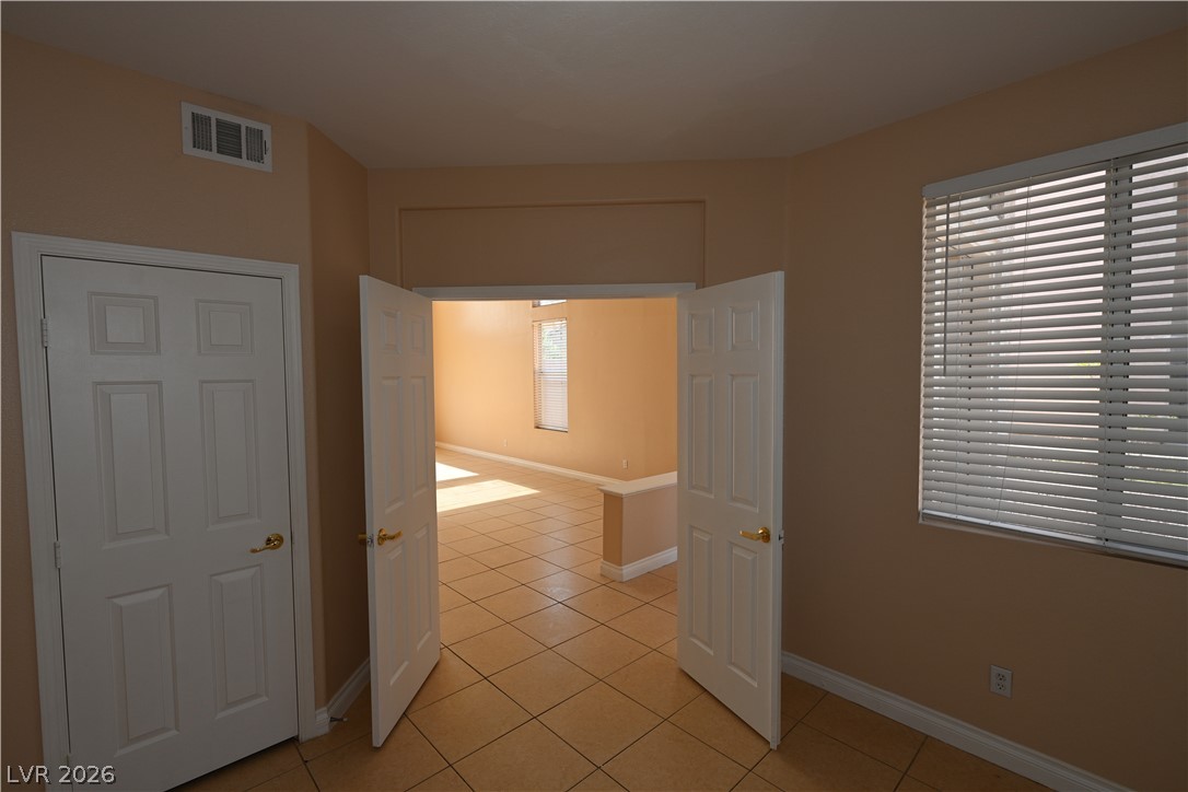 4711 Grand Ridge Court Property Photo 8