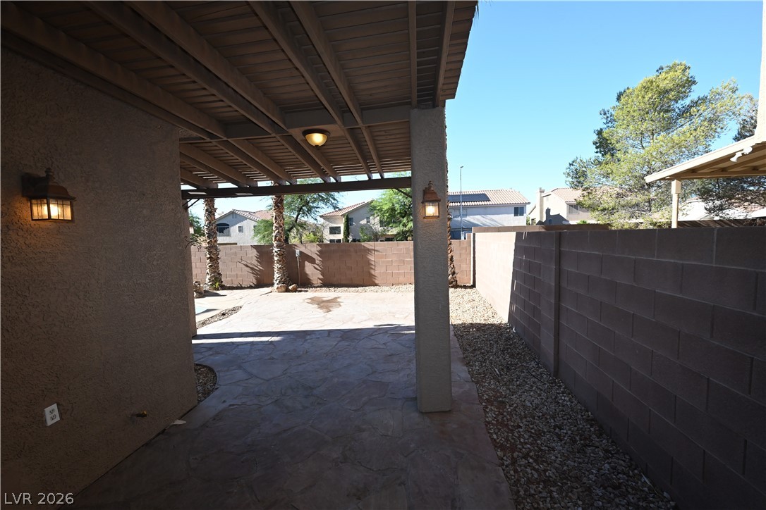 9931 Sierra Canyon Way Property Photo 11