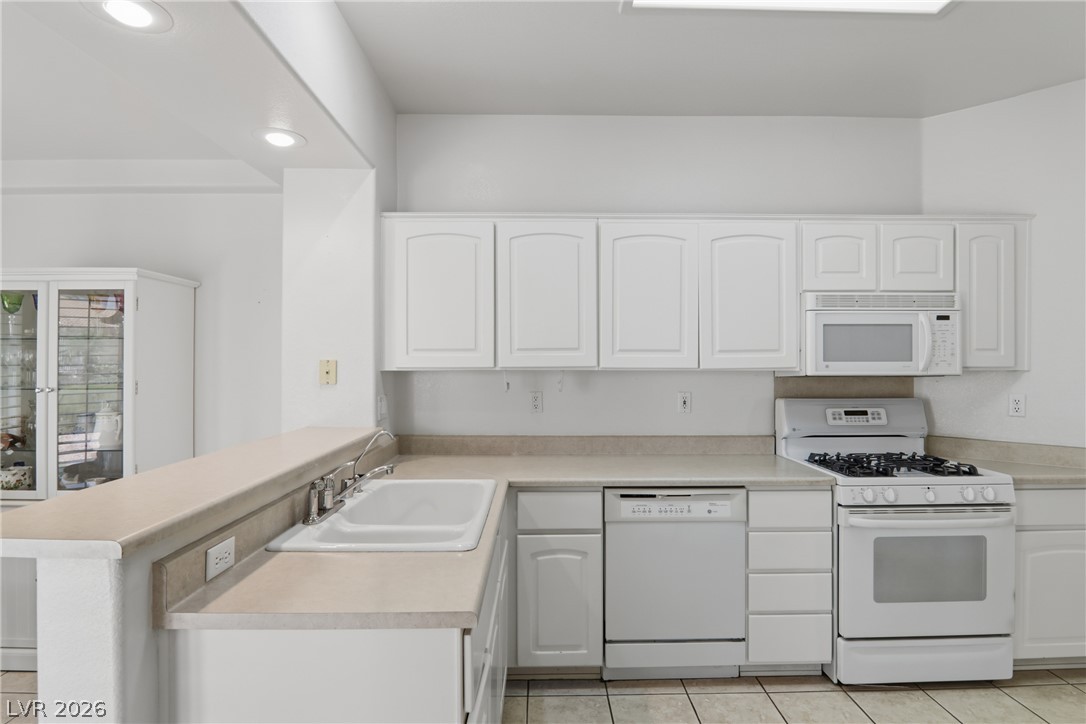 9917 Woodhouse Drive Property Photo 14