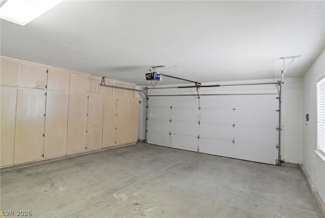 9917 Woodhouse Drive Property Photo 39
