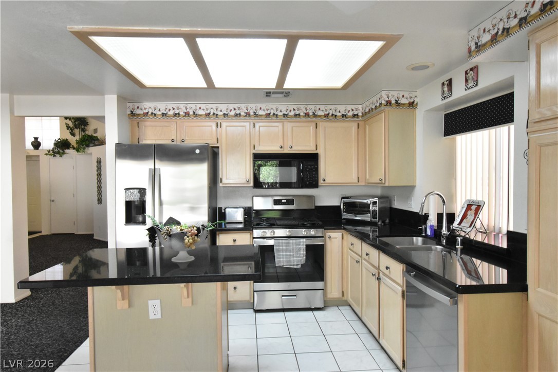 2425 Palm Shore Court Property Photo 14