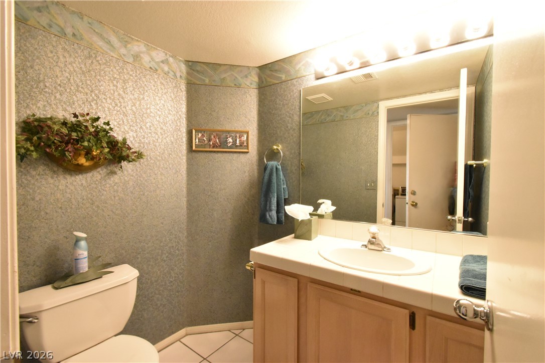 2425 Palm Shore Court Property Photo 15