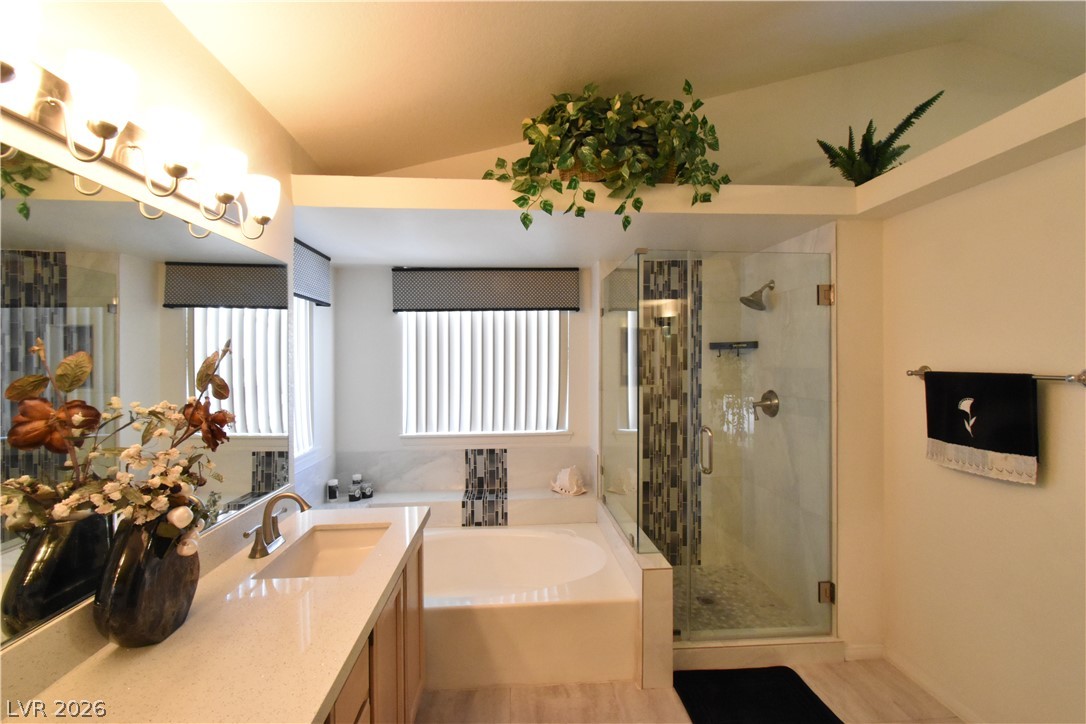 2425 Palm Shore Court Property Photo 19