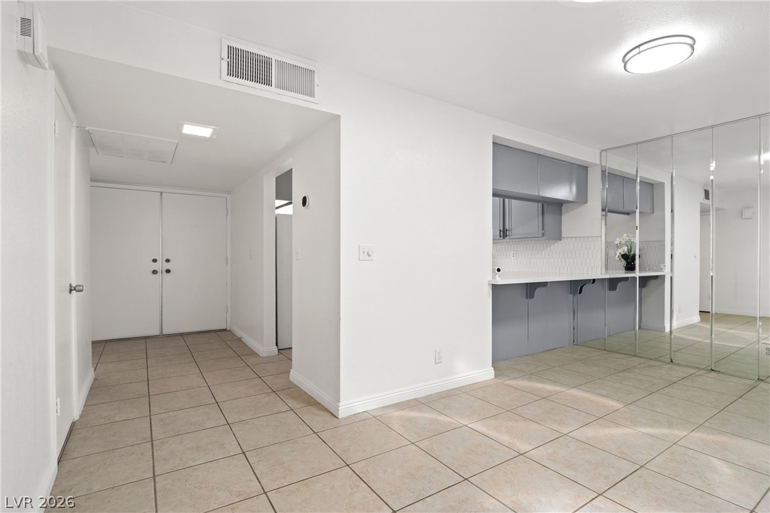 2674 San Martin Court Property Photo 7