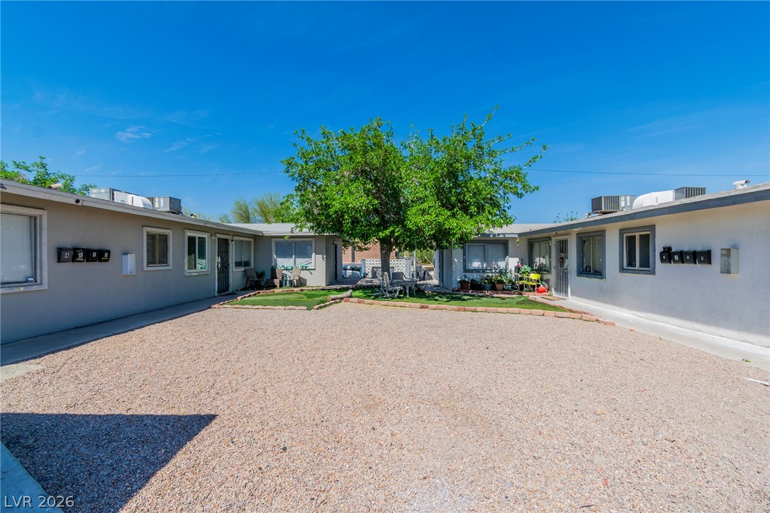 2508 East Mesquite Avenue Property Photo 3