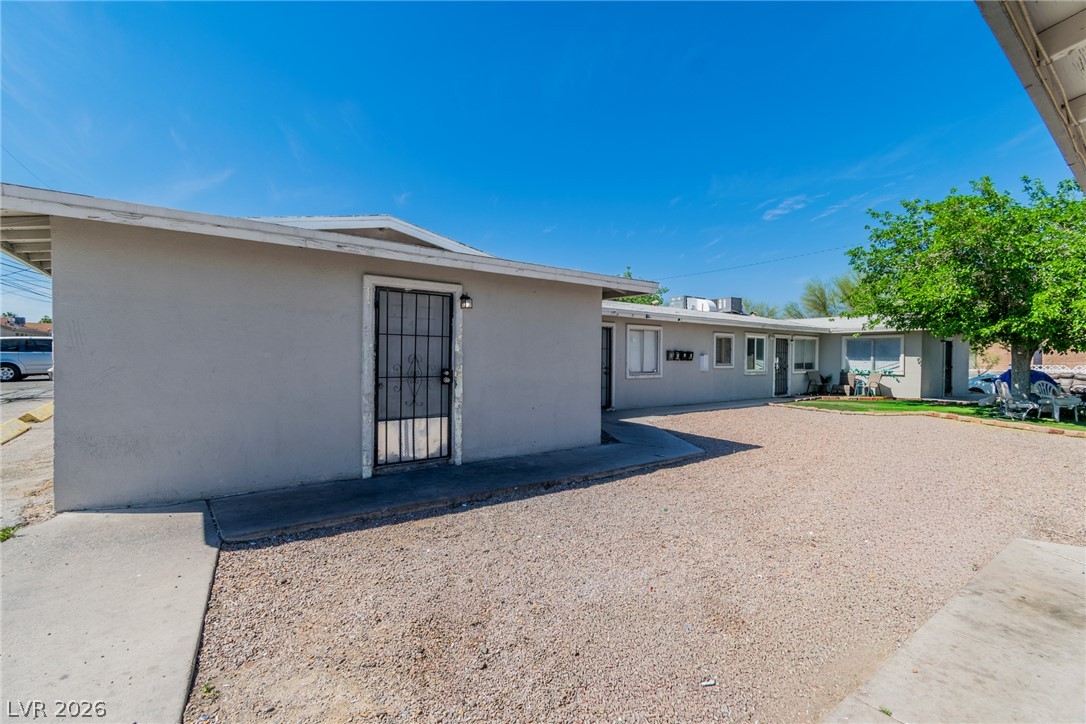2508 East Mesquite Avenue Property Photo 4