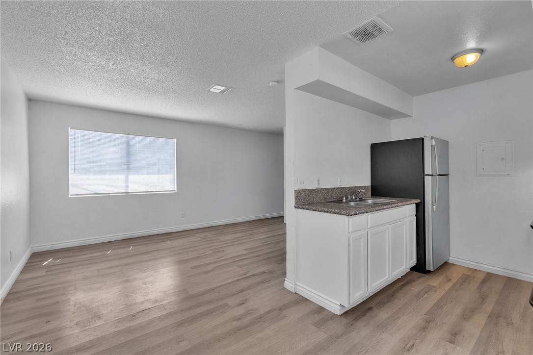 2508 East Mesquite Avenue Property Photo 7