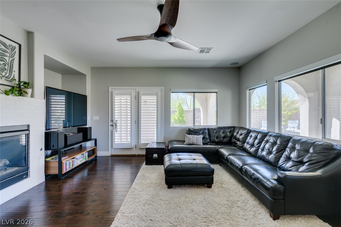 12161 Las Hurdes Avenue Property Photo 14
