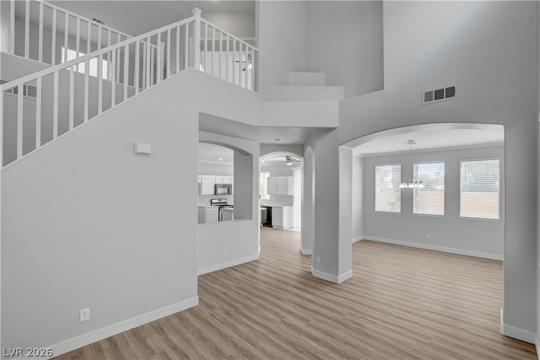 9737 Ravine Avenue Property Photo 6