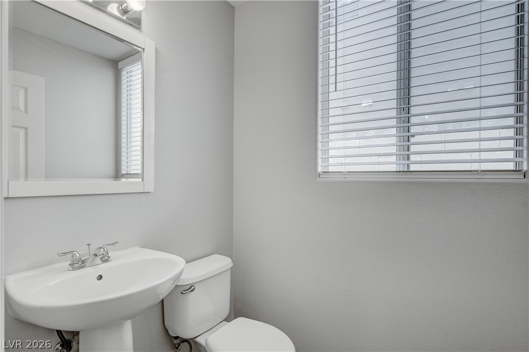 9737 Ravine Avenue Property Photo 28