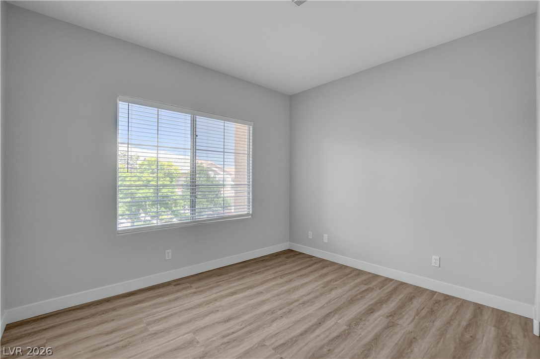 9737 Ravine Avenue Property Photo 42