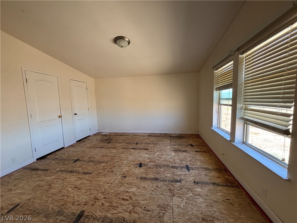 910 North Sawblade Circle Property Photo 10