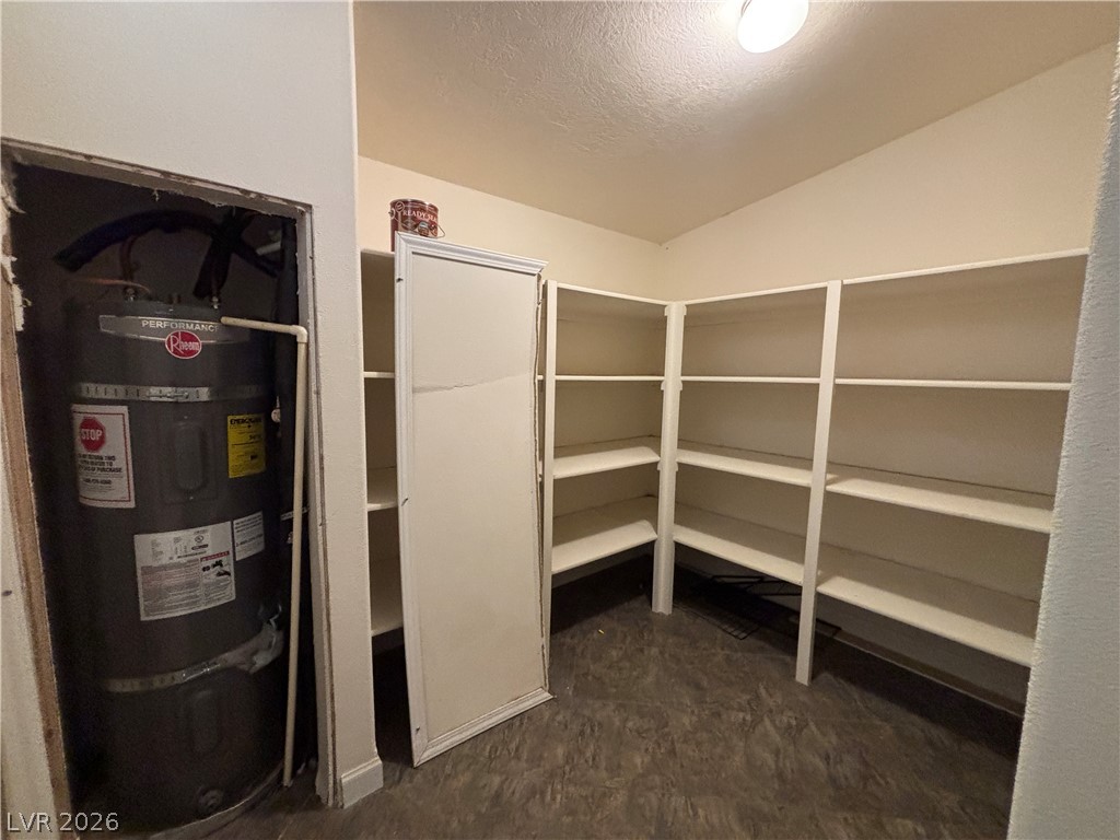 910 North Sawblade Circle Property Photo 20