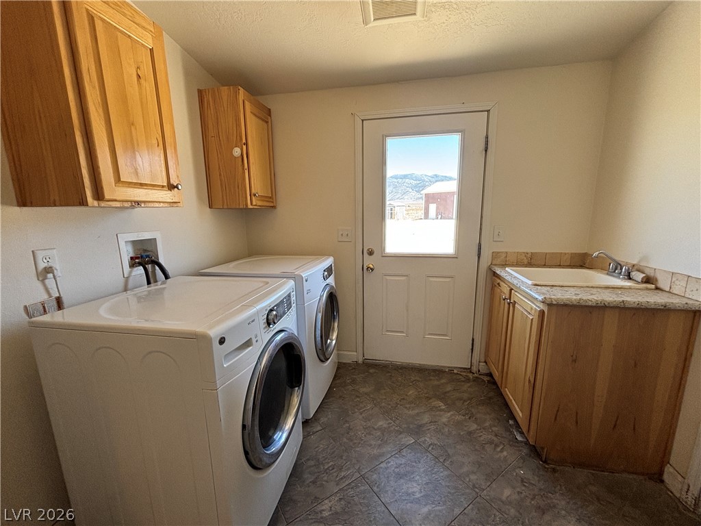 910 North Sawblade Circle Property Photo 21