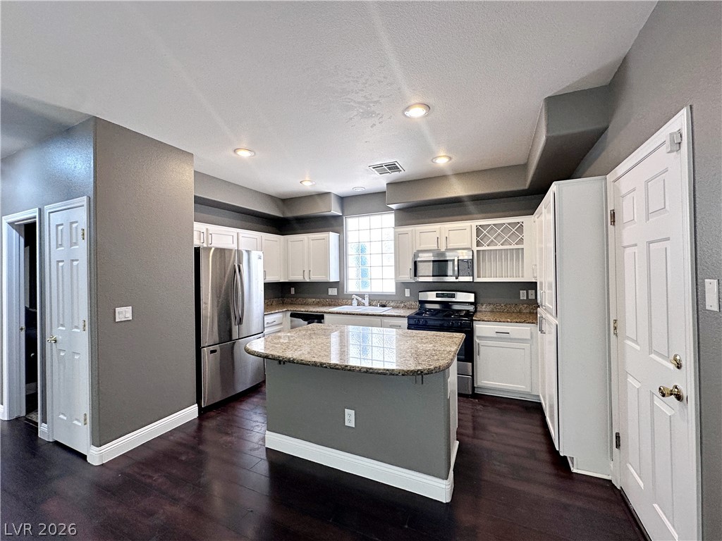 10076 Bright Charisma Court Property Photo 9