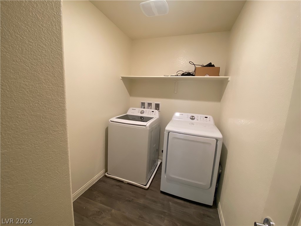 6882 Magenta Moon Street Property Photo 11