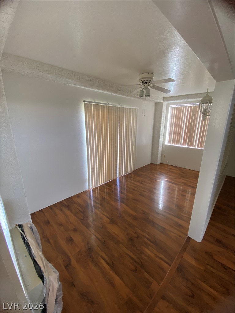 9012 Starmount Drive Property Photo 9