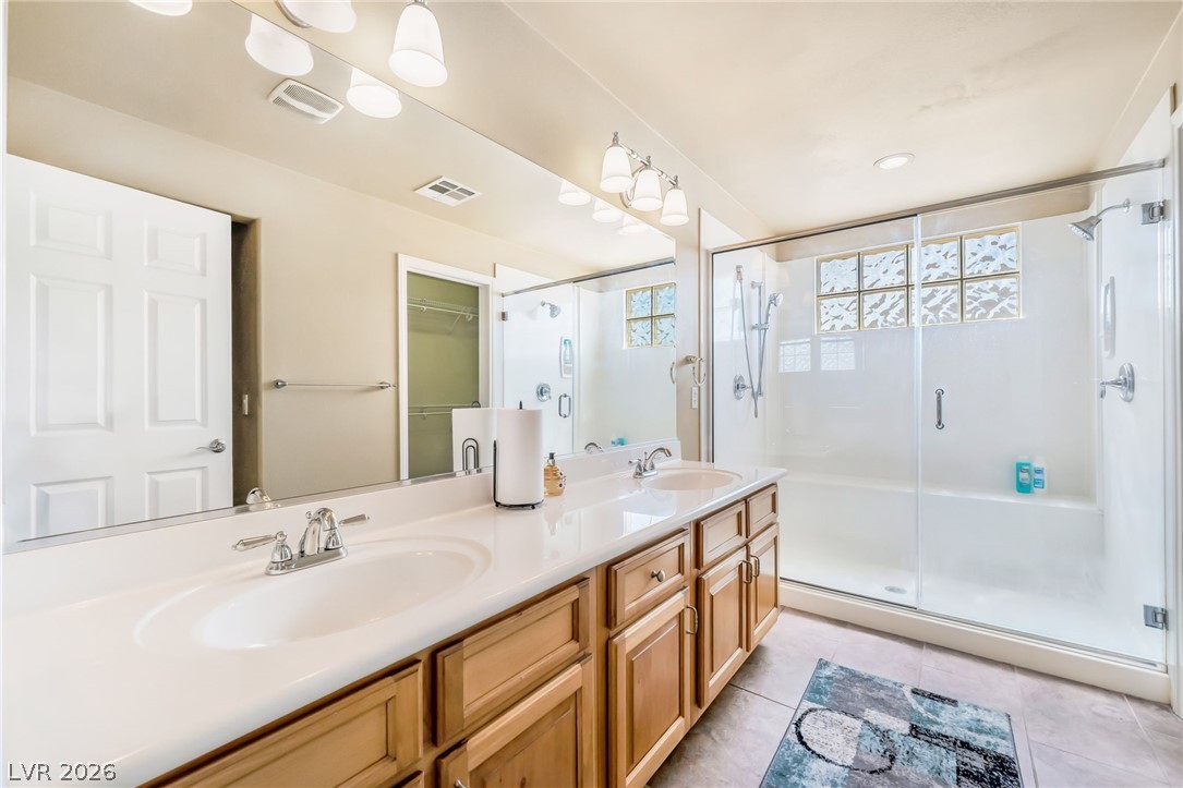 6877 Philharmonic Avenue Property Photo 17