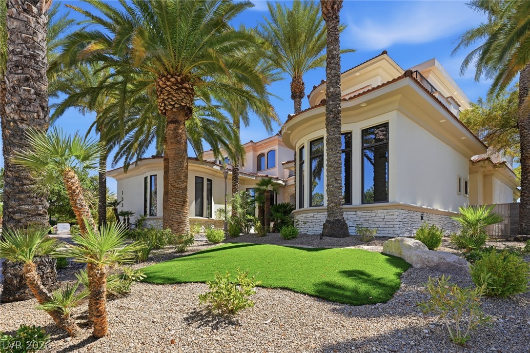 1535 Teramo Street Property Photo 7