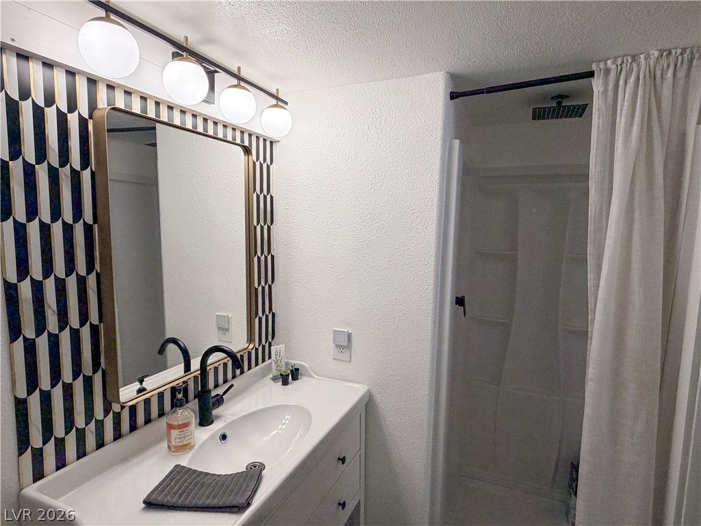 701 Capri Drive 20a Property Photo 15