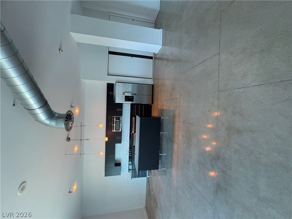 200 Hoover Avenue 1010 Property Photo 4