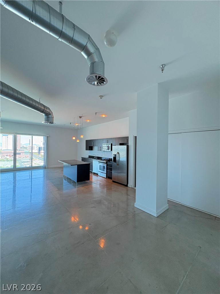 200 Hoover Avenue 1010 Property Photo 7