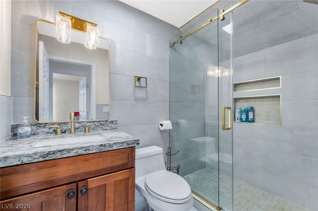 104 Appian Way Property Photo 14