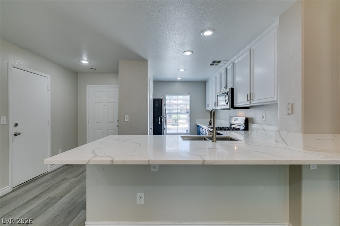 1141 Orange Meadow Street Property Photo 15