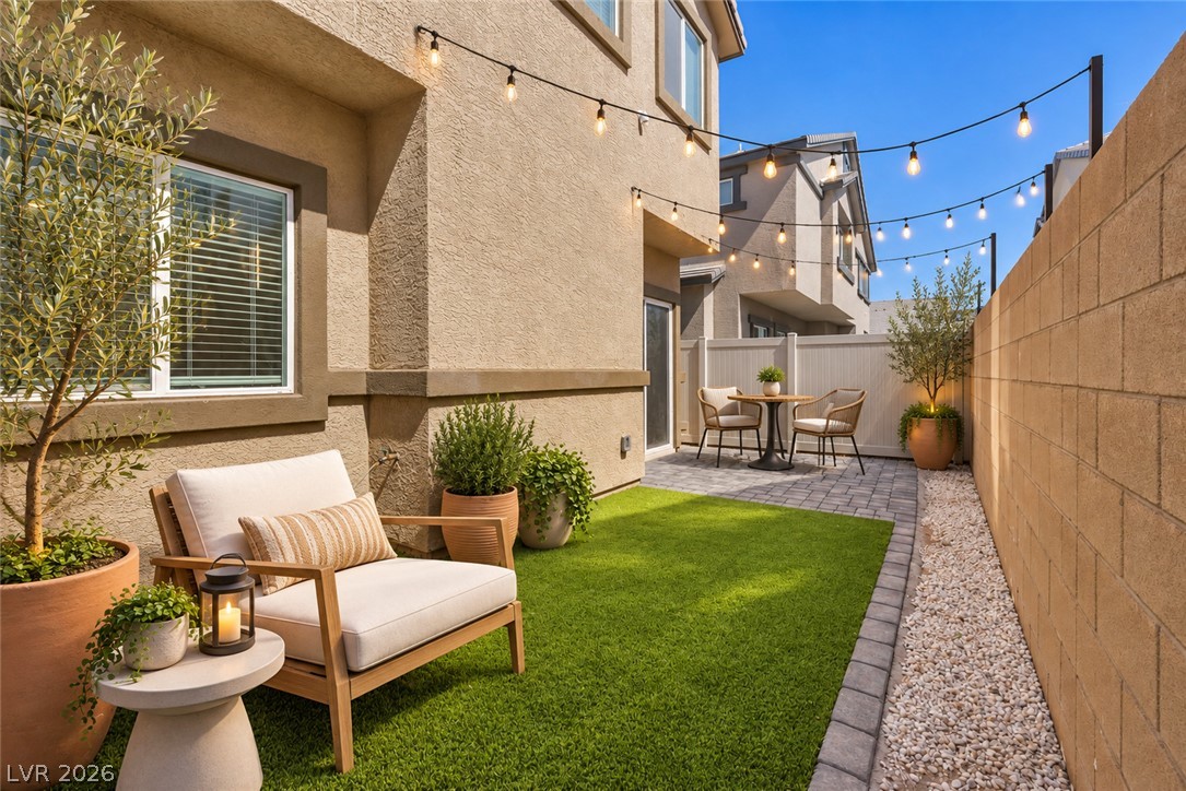 7870 Aurora Sky Street 3 Property Photo 6
