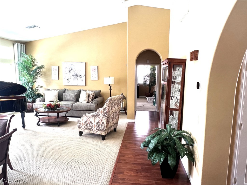 8313 Weeping Springs Avenue Property Photo 6