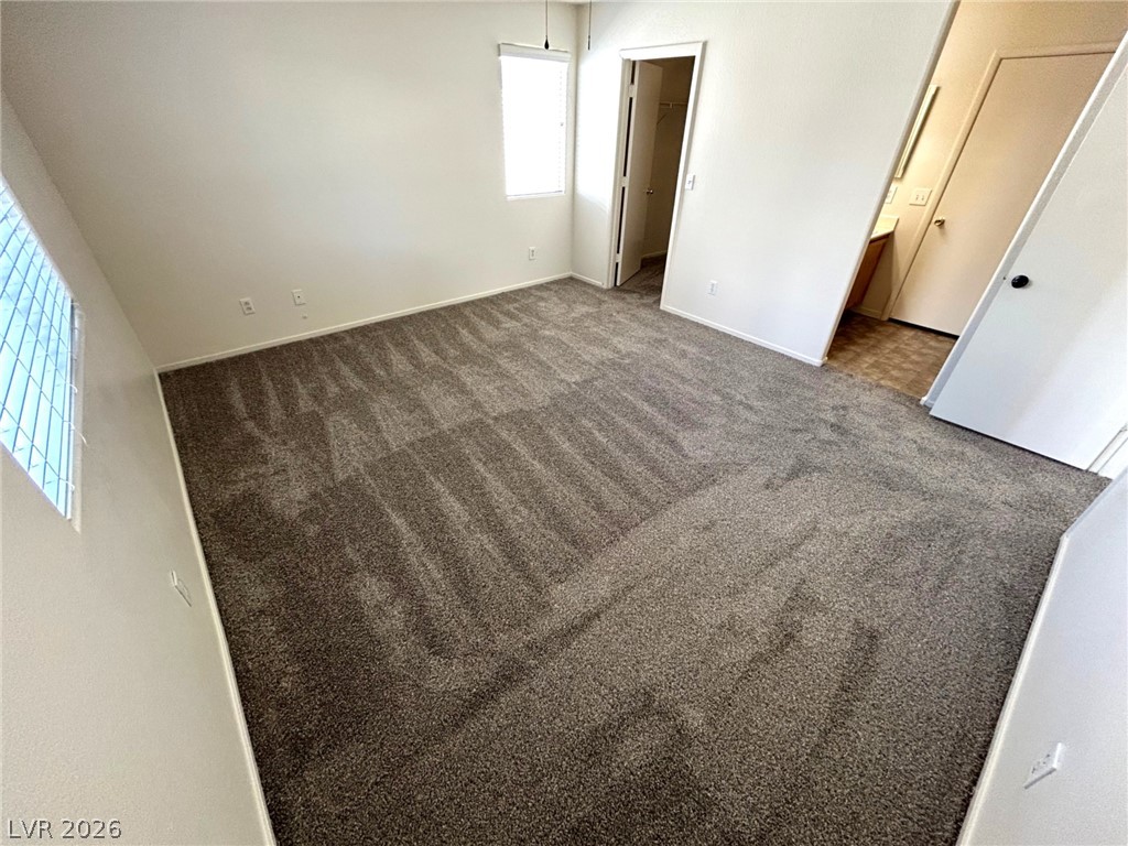 4916 River Splash Avenue Property Photo 19