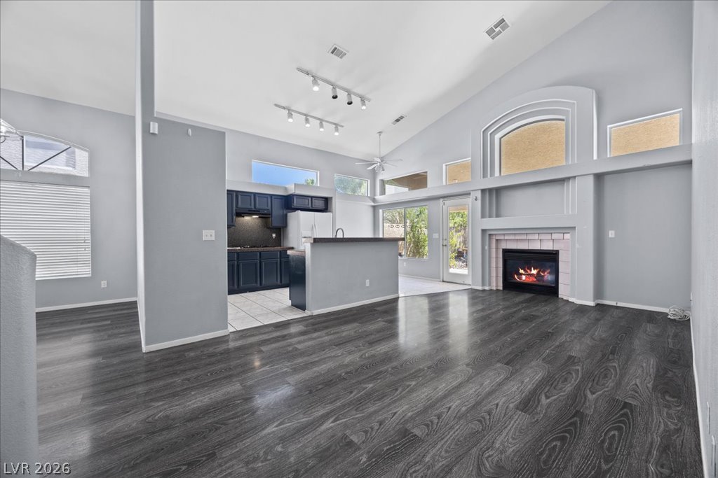 24 Olive Tree Court Property Photo 12