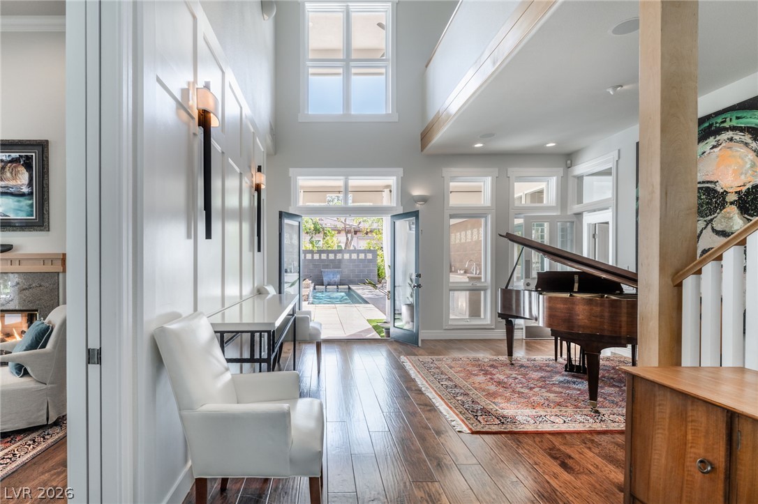 1908 Soaring Court Property Photo 6