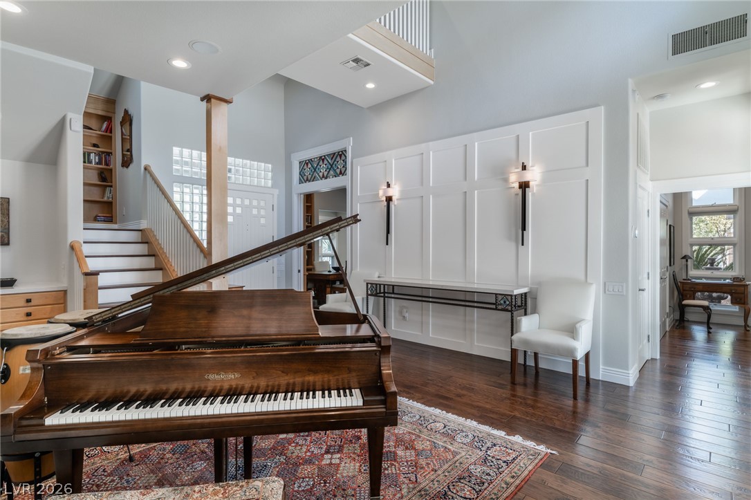 1908 Soaring Court Property Photo 9